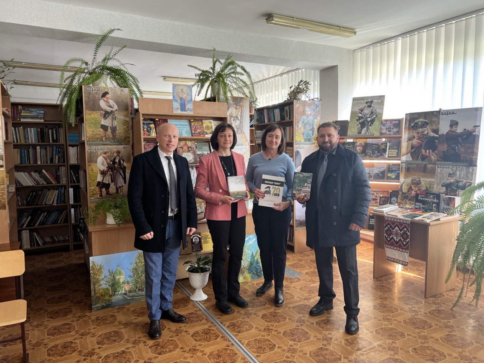 Книги про історію і діяльність Свідків Єгови